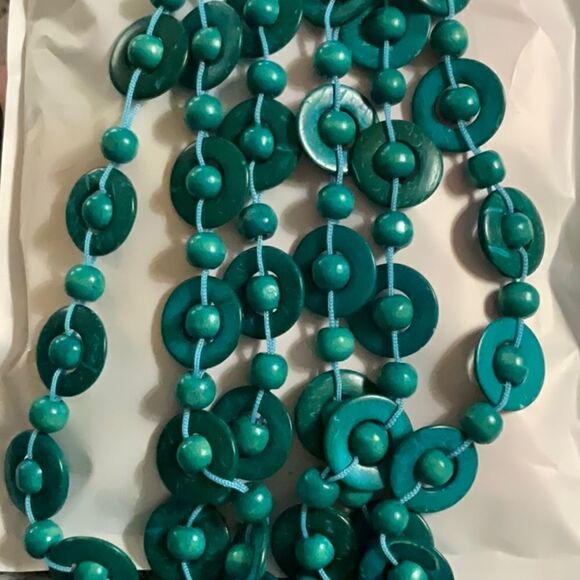 BOHEMIAN HANDMADE WOODEN NECKLACE - Picture 4 of 4